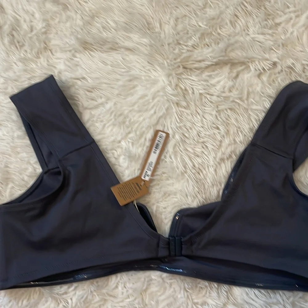 Skims swim sculpting off the shoulder top